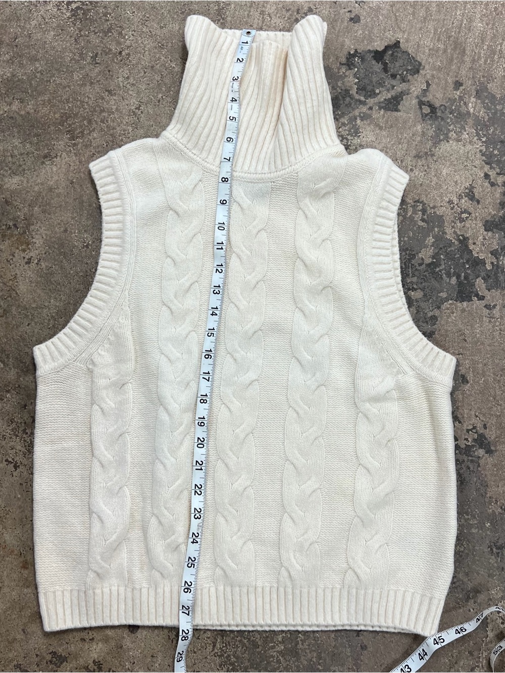 GAP Ivory Cable Knit Sleeveless Turtleneck Sweater Vest White Chunky Layer - Picture 2 of 6